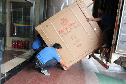 潘集钢琴贵重工艺品无忧运