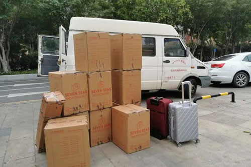 潘集行李托运公司